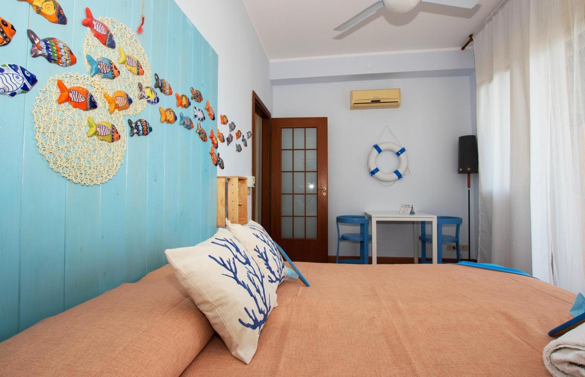 Palermo Mare Holidays Sferracavallo Habitación foto